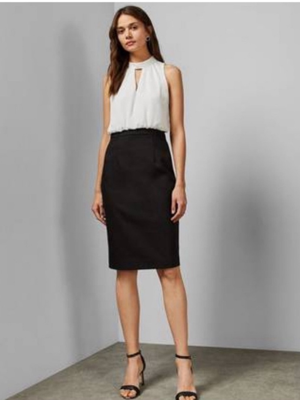 Ted Baker Black & Ivory Colorblock Sheath Dress  Ted Size 2 | US Size 6
